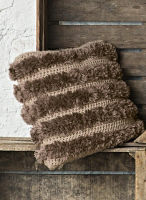 Bergere Crochet Cushion No 25 in Mag 169 Yarn Generation